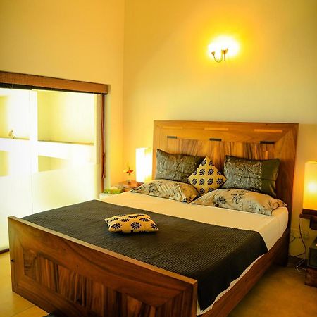 The Cove Hotel Negombo Bagian luar foto