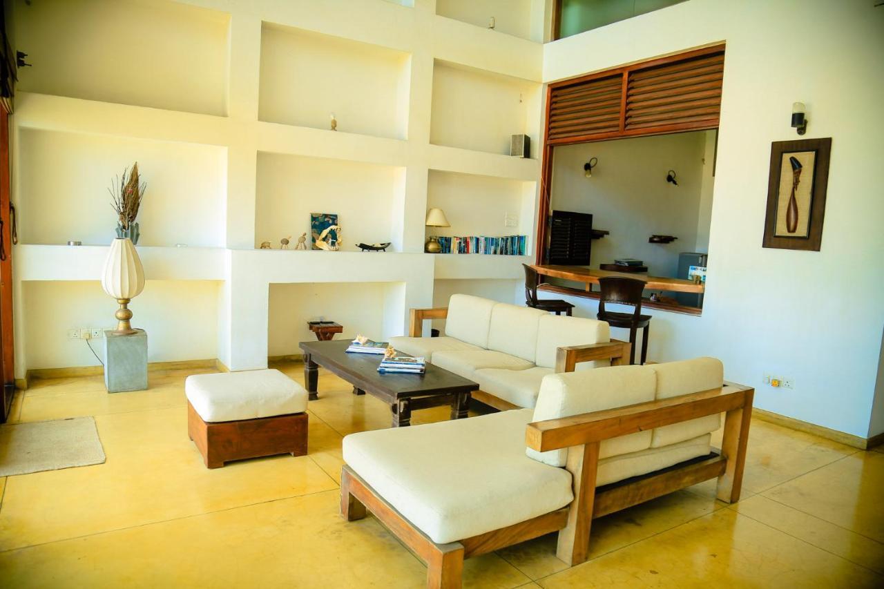 The Cove Hotel Negombo Bagian luar foto
